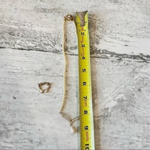 Vintage Faux Pearl Diamond Costume Jewelry Necklace Drop Earring Set - Picture 3 of 5